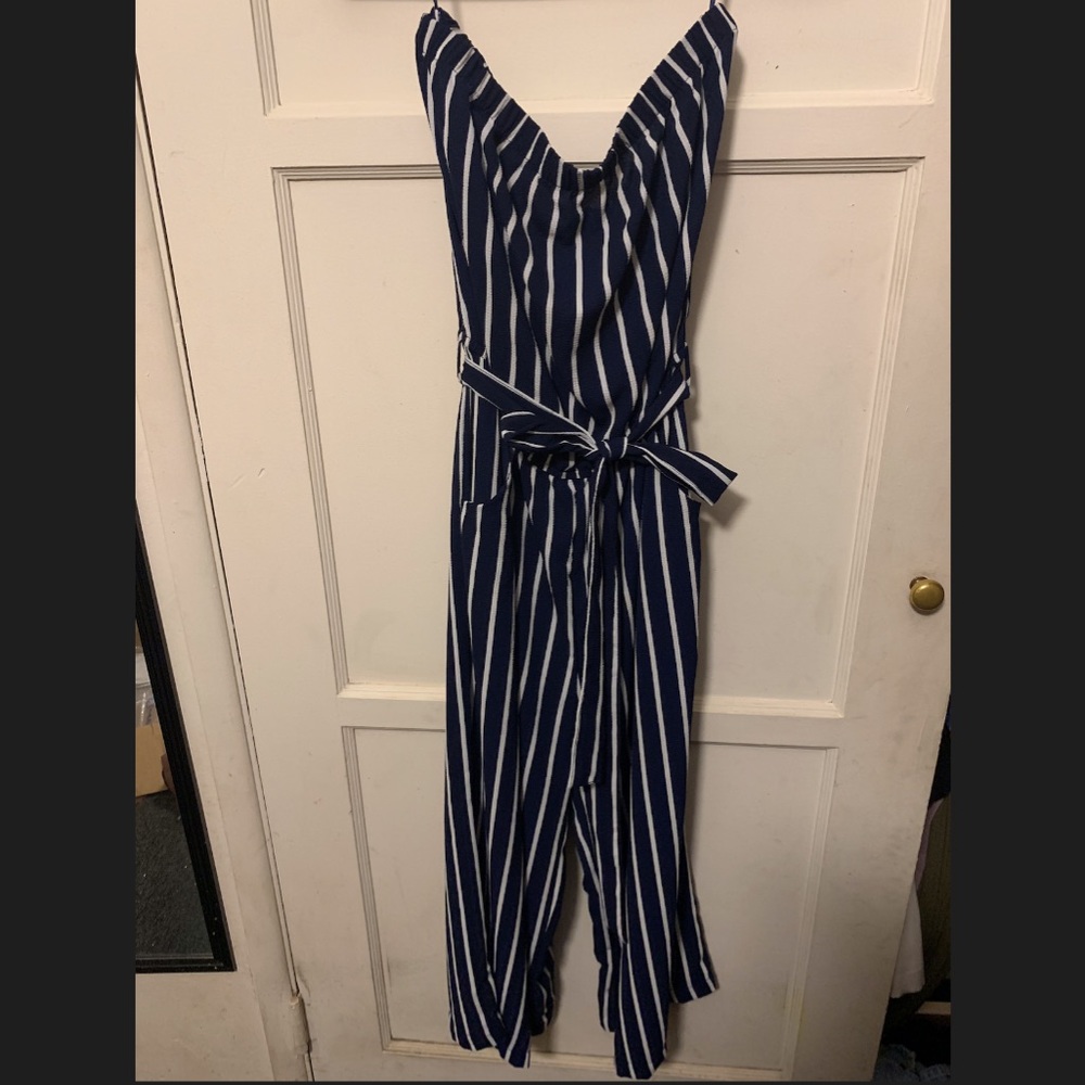Strapless jumpsuit. Navy blue, size large.